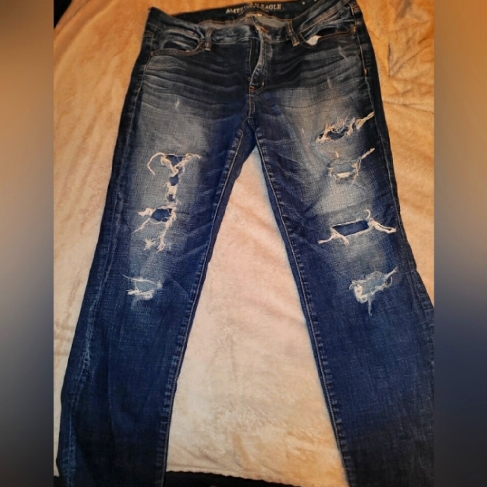 American Eagle Distressed Jeans